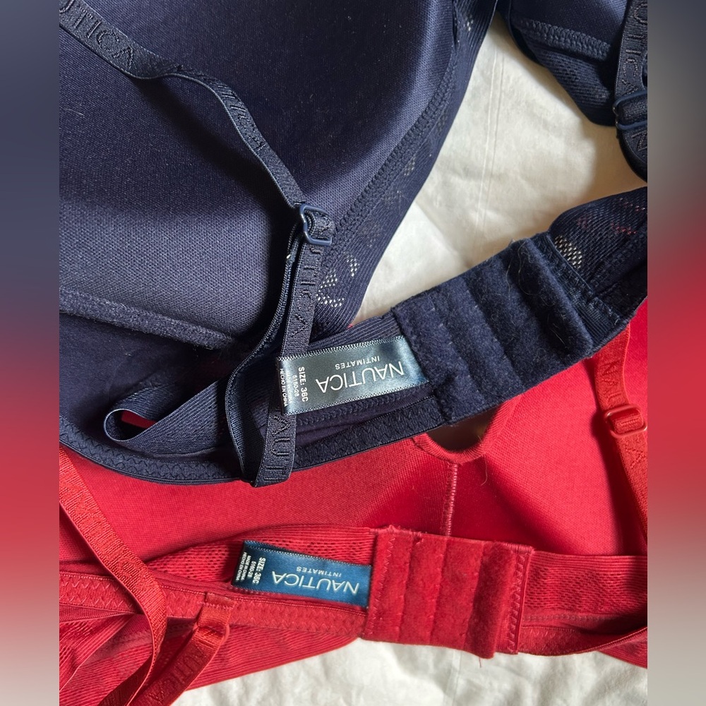 Nautica Red and Black Seamless T-Shirt Bras - Picture 4 of 4